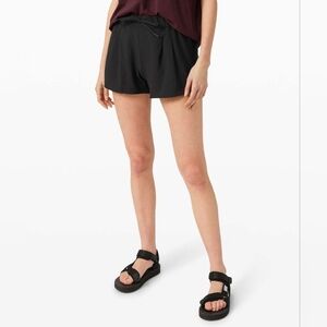 Lululemon Stroll at Sundown Short 3" Black 14